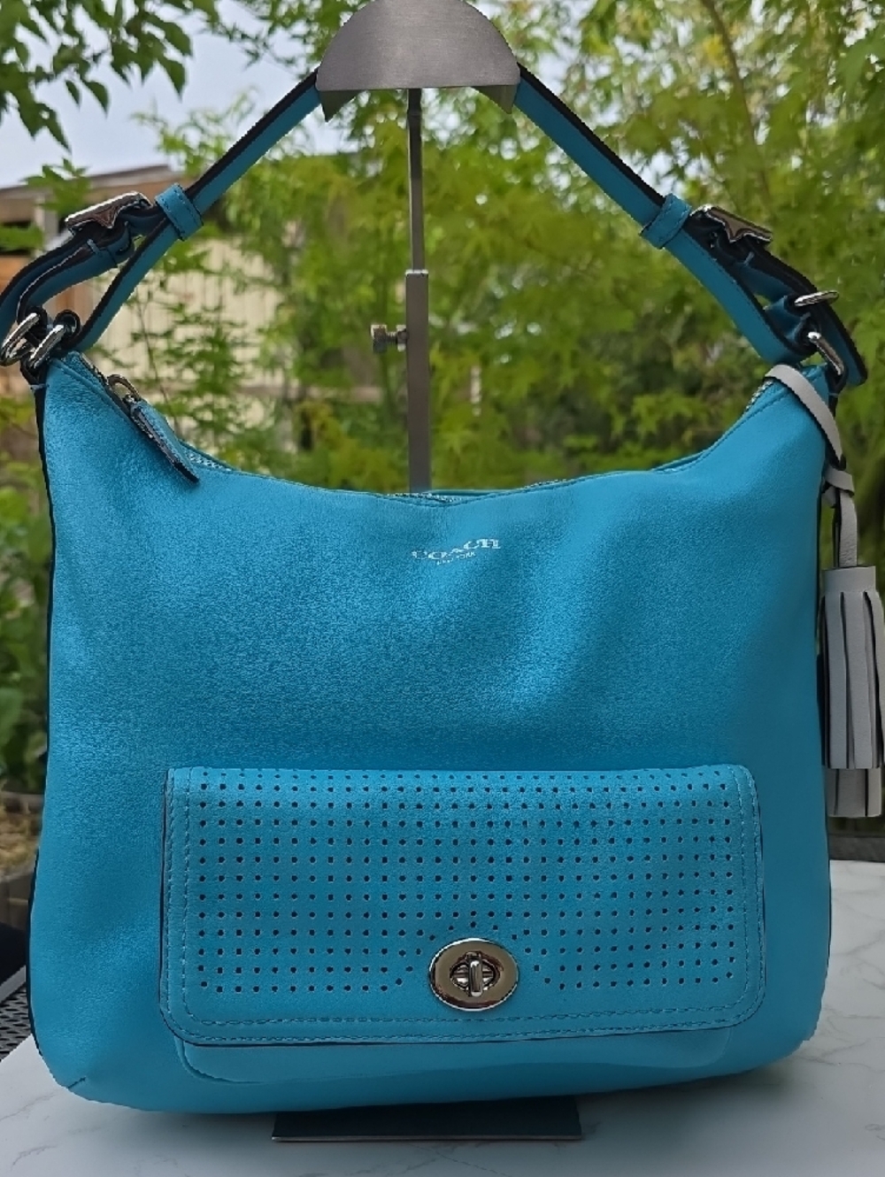 Coach Turquoise Shoulder Bag with Pearl & Chain Details - Picture 4 of 16